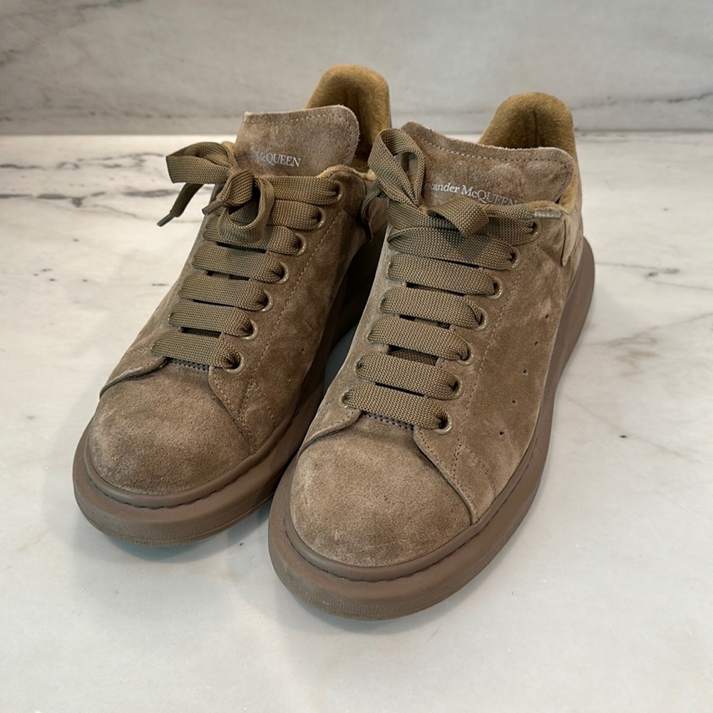 Alexander McQueen Oversize Sneaker (Size 42EU/10US)